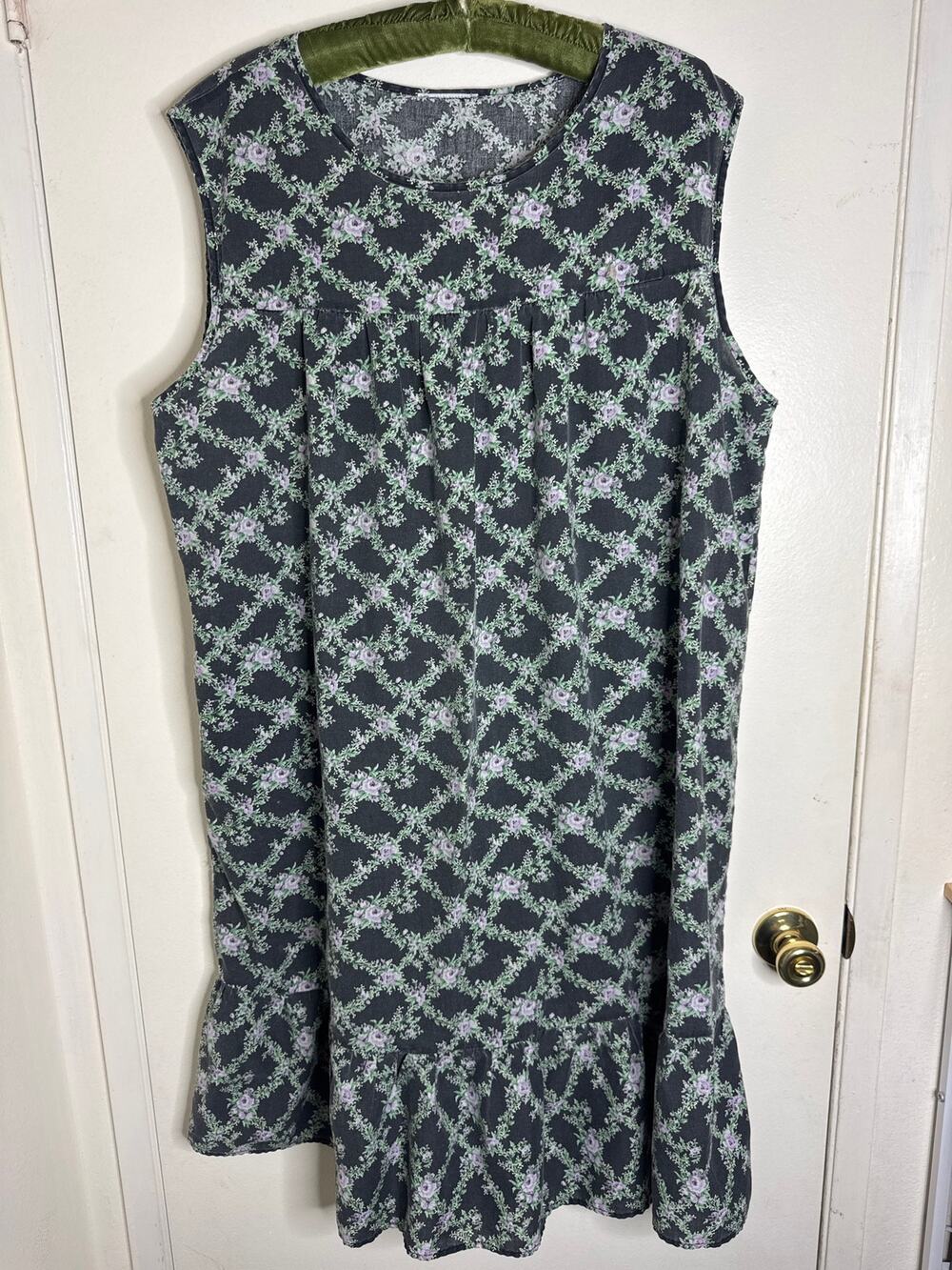 VTG 90s Style Sage Floral Trellis Sleepshirt Cottagecore House Dress Loungewear